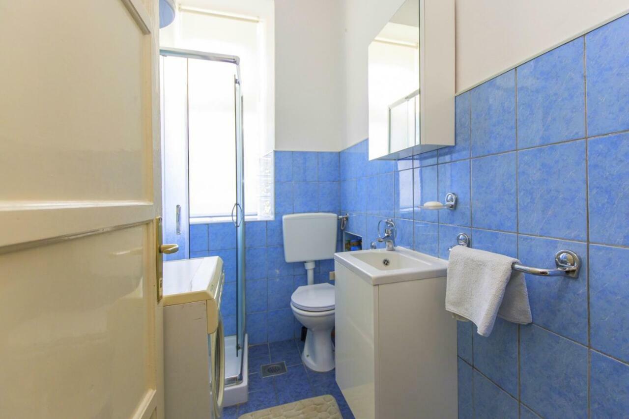 Koromačno Apartment Amber מראה חיצוני תמונה
